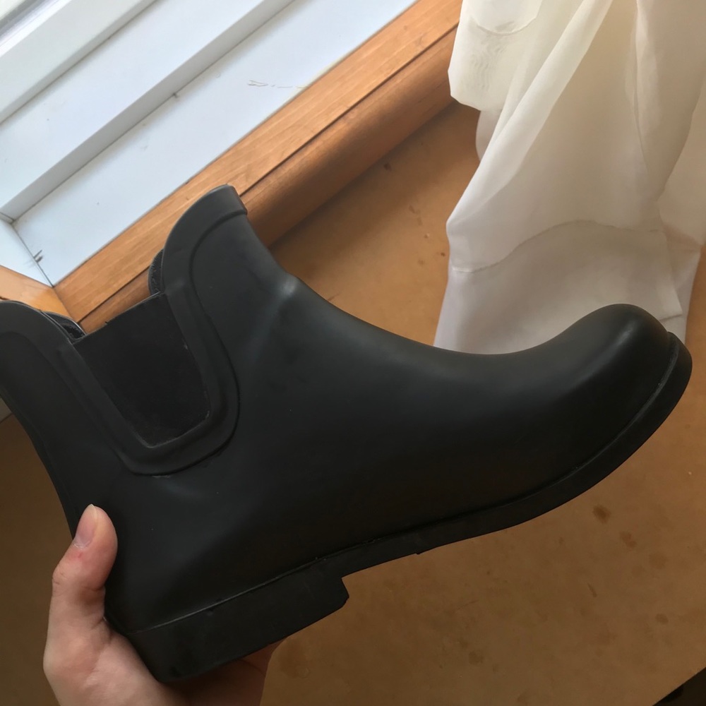 Ankle rain boots